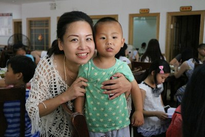 男生吃口红是什么梗视频海报